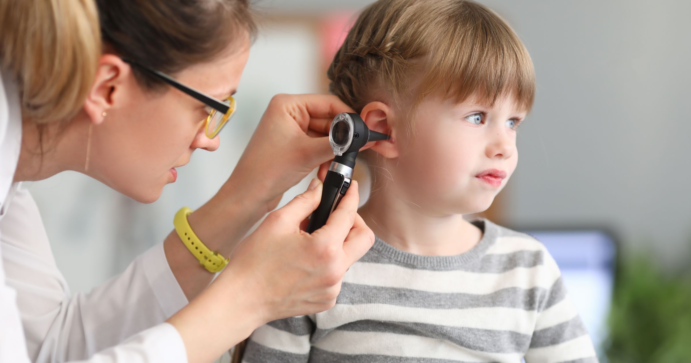 ¿Cómo afectan los ruidos a la salud auditiva de los niños?