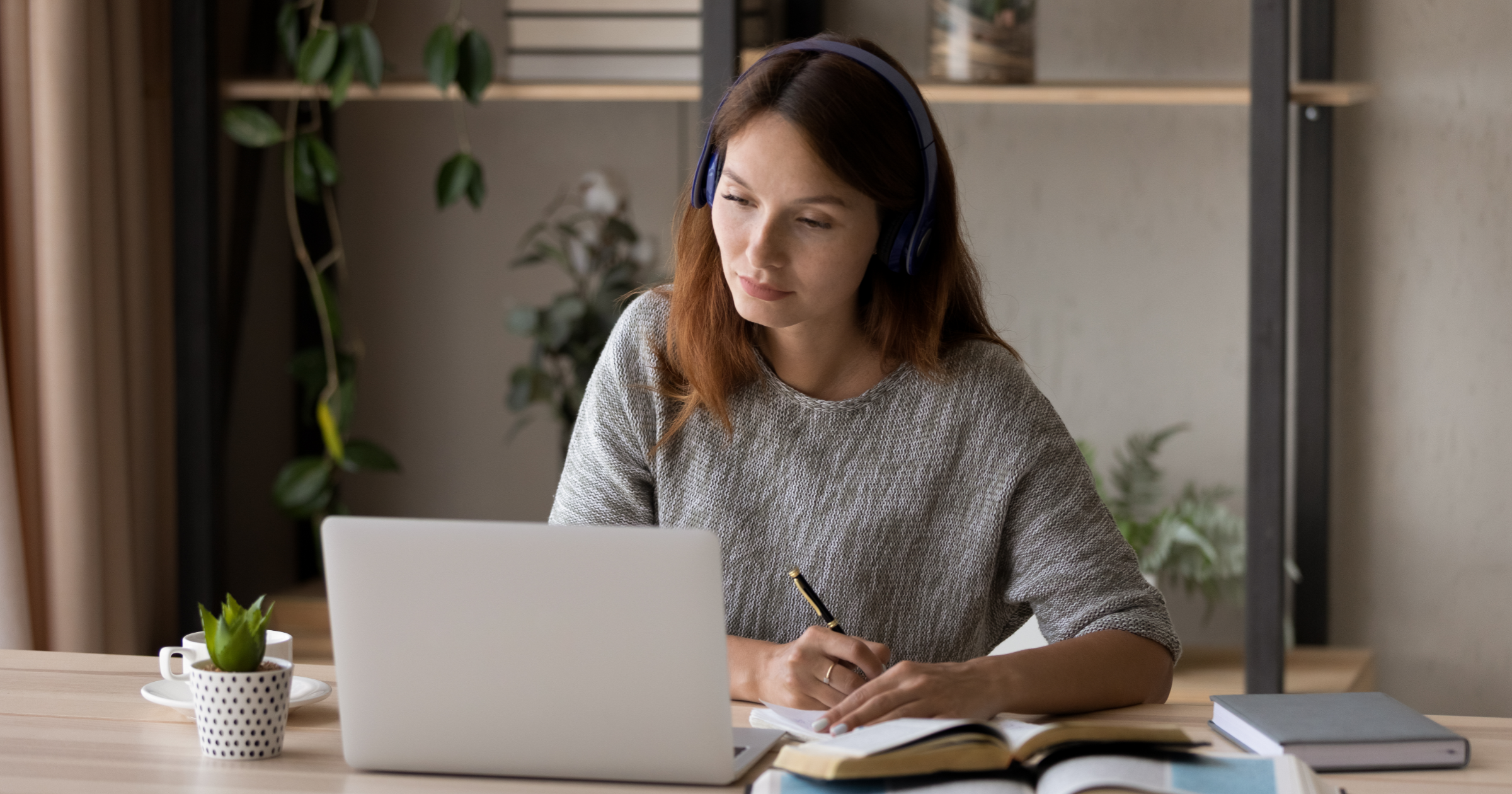 Música para estudiar oposiciones: ¿qué estilos son más eficaces para reducir el estrés?